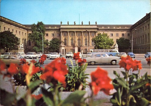Berlin hauptstadt der - -,